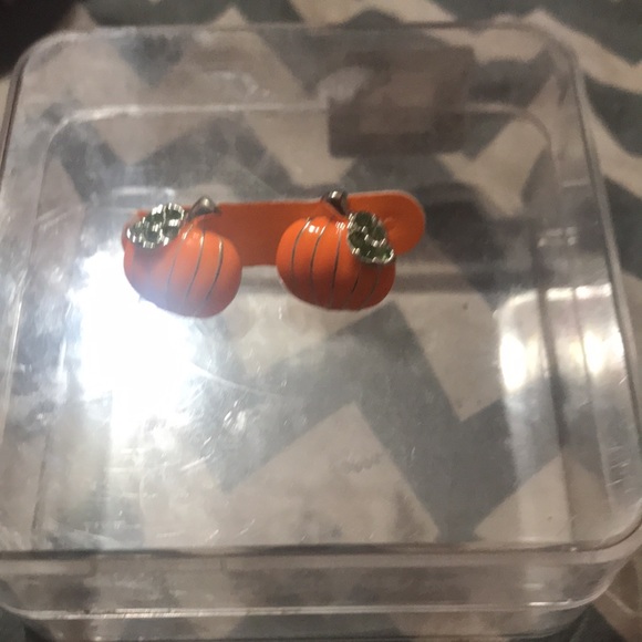 Pumpkin earrings - Picture 3 of 4
